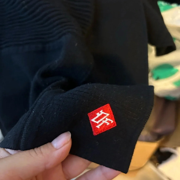 Lululemon Sit In Lotus Black Wrap Merino Wool Sweater - Picture 4 of 5